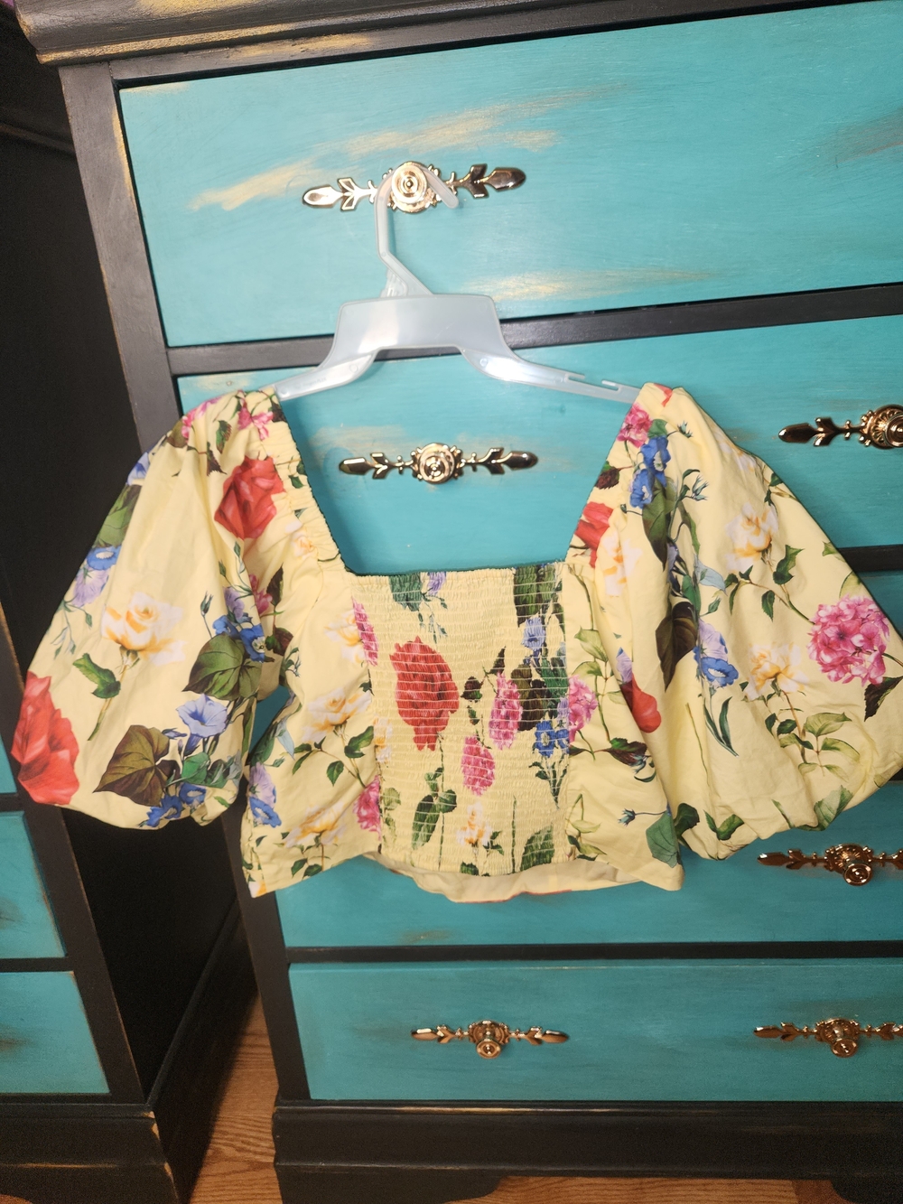 Express Yellow Floral Smocked Puff-Sleeve Crop Top